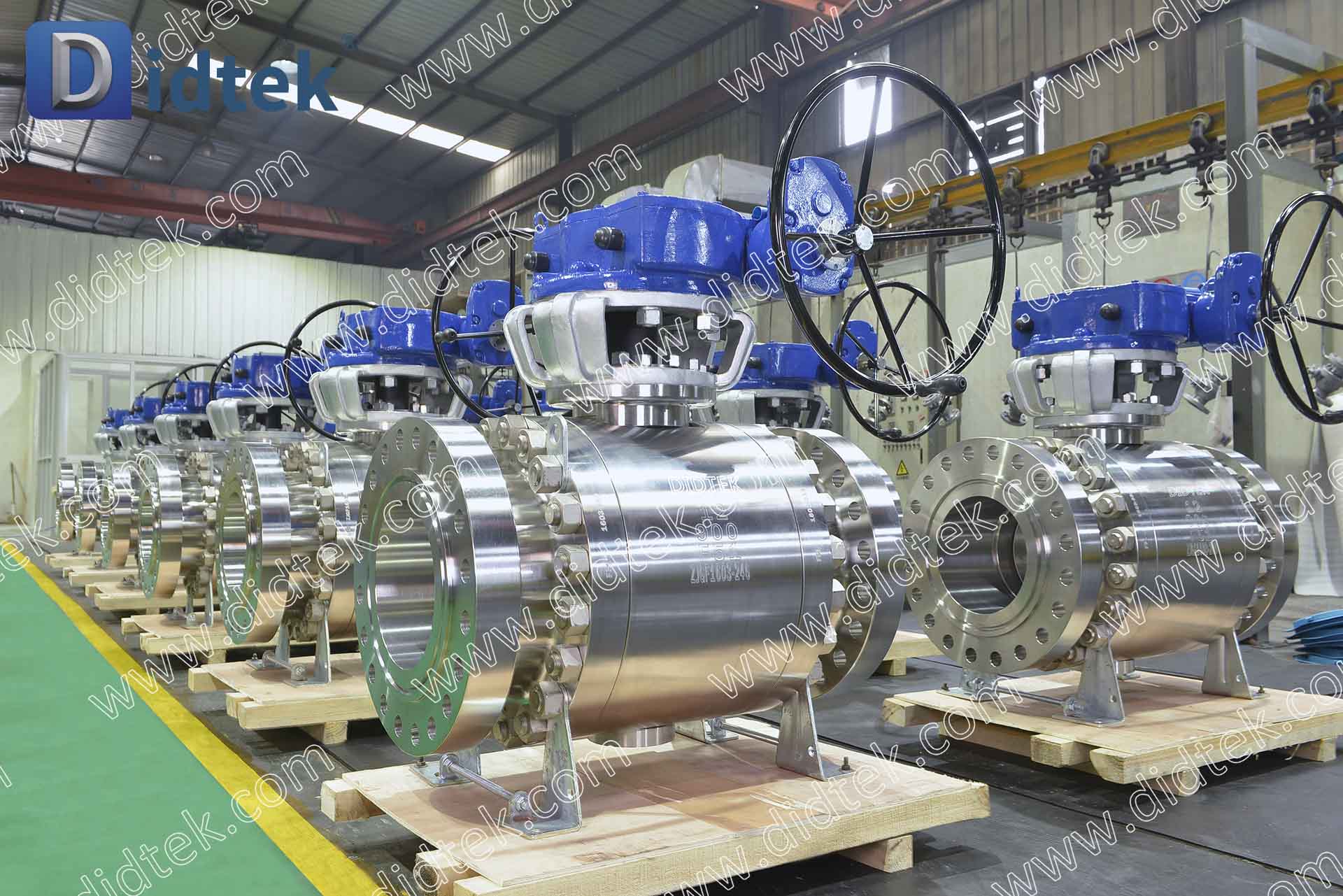 B-4 DIDTEKFTBV-Duplex SS F51 Katup Bola Trunnion Anti Korosi Suhu Tinggi